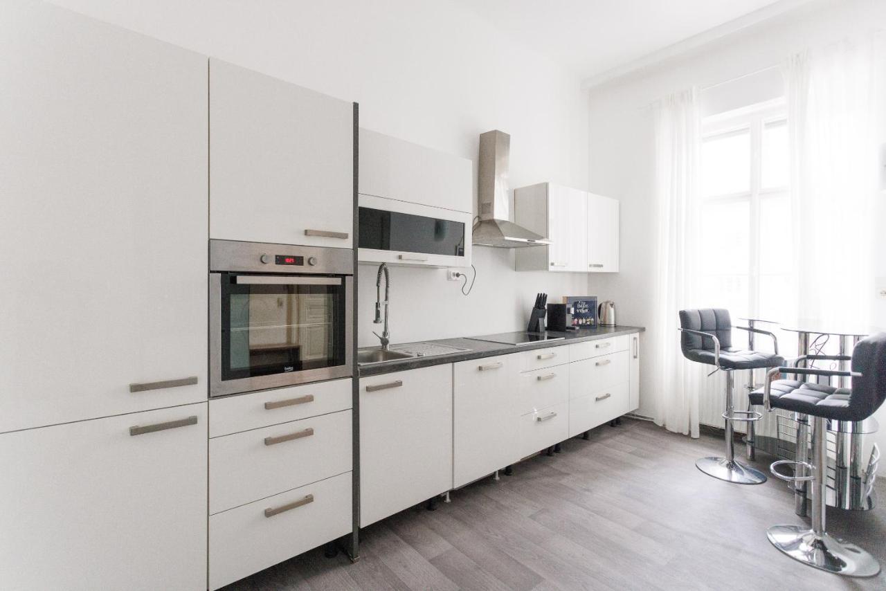 Central, Modern, Big Apartment فيينا المظهر الخارجي الصورة