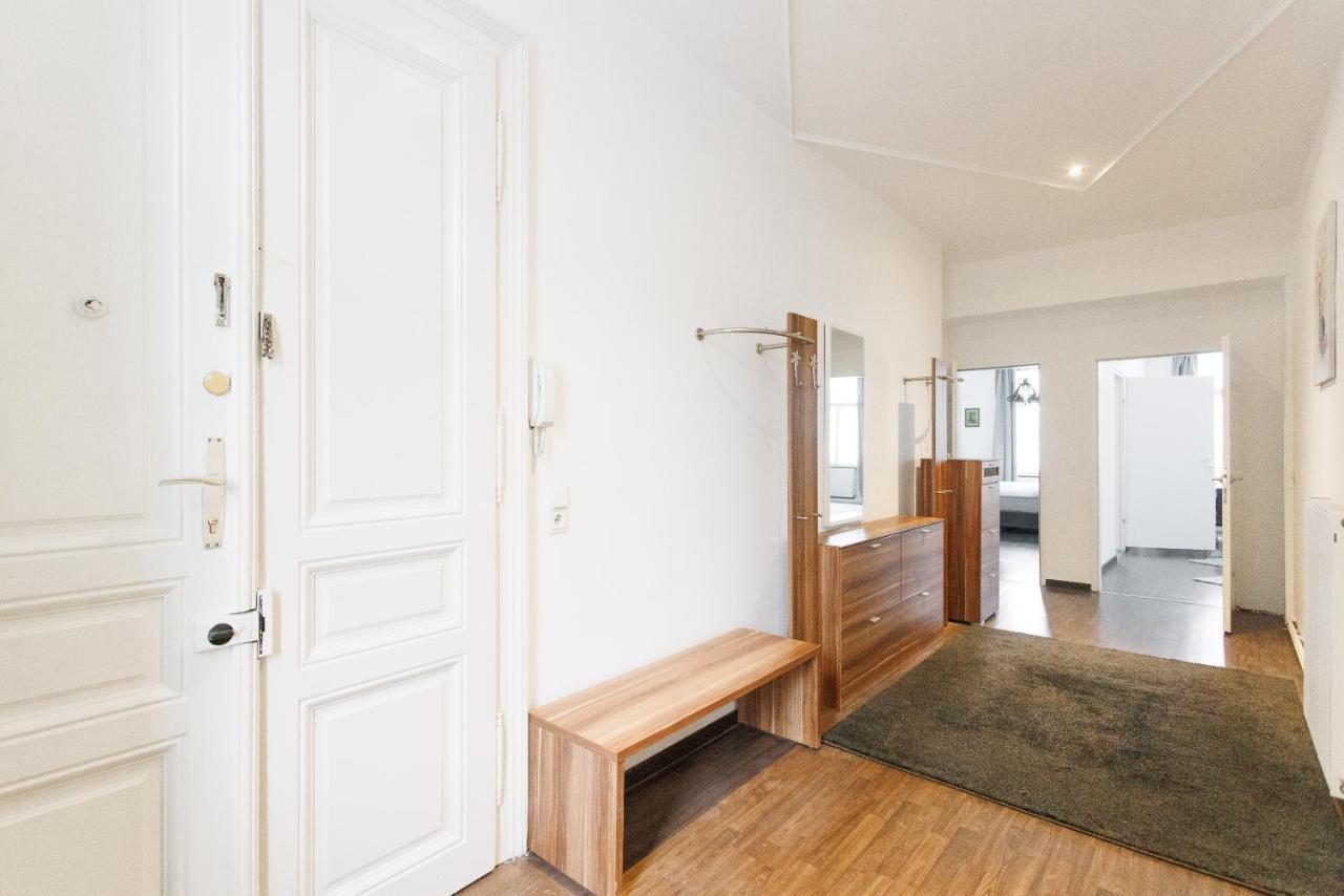 Central, Modern, Big Apartment فيينا المظهر الخارجي الصورة