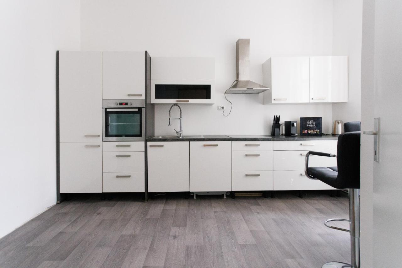 Central, Modern, Big Apartment فيينا المظهر الخارجي الصورة